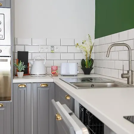 Апартаменты Flora Center *