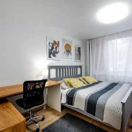 Flora Center Apartament *